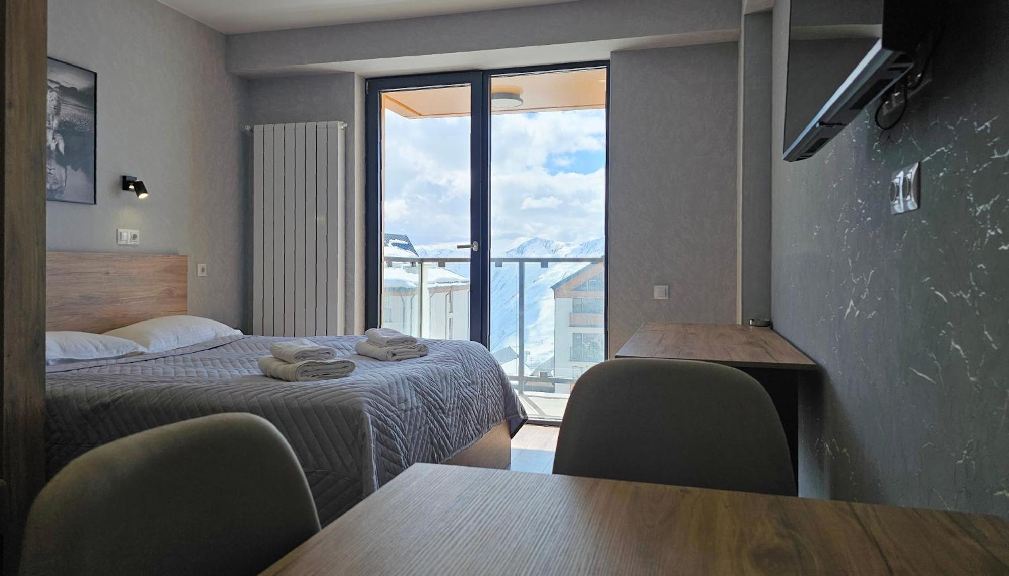 Gvc New Gudauri F-3 Apartment Room photo